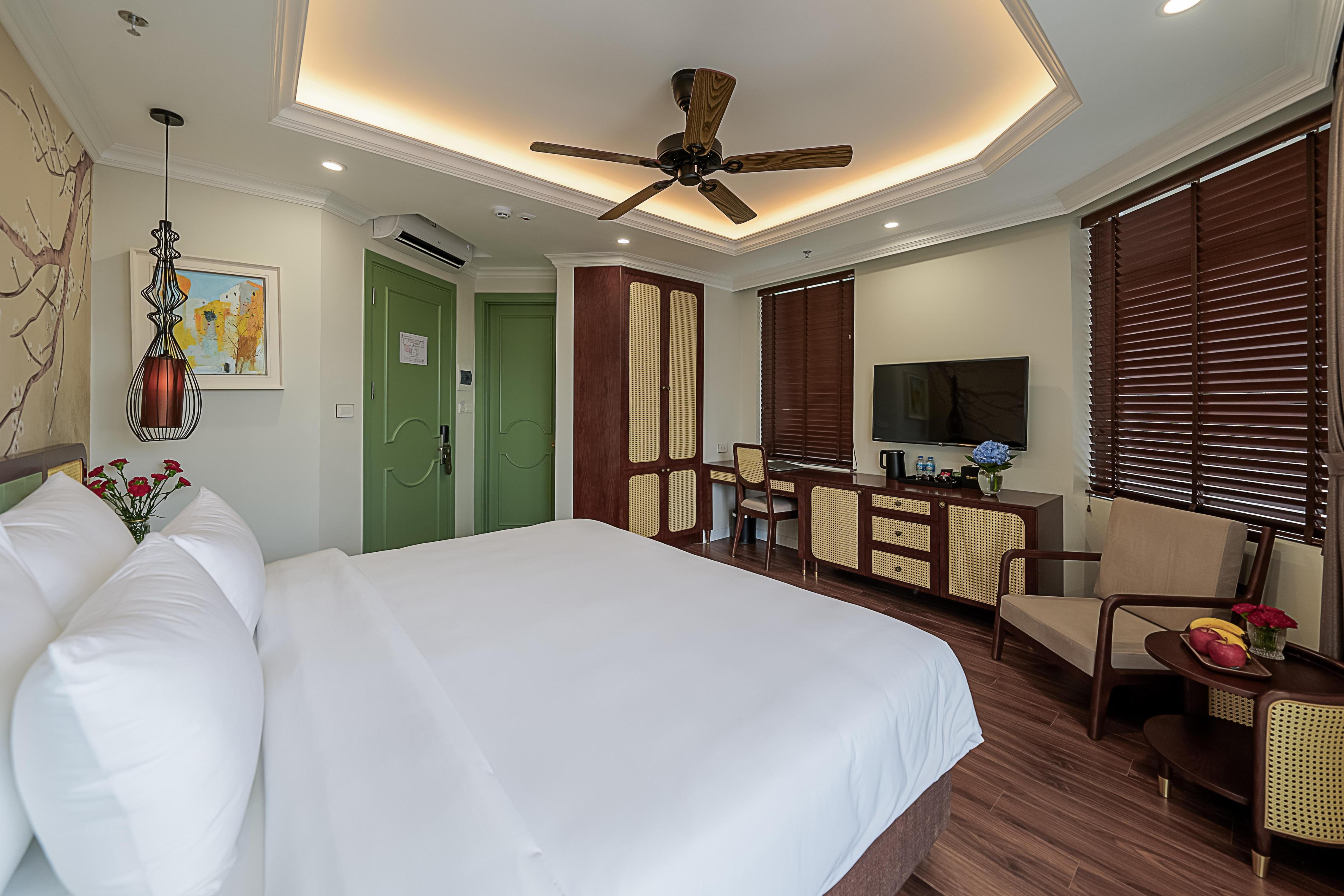 Lestar Hotel Hanoi - Tap to explore photos