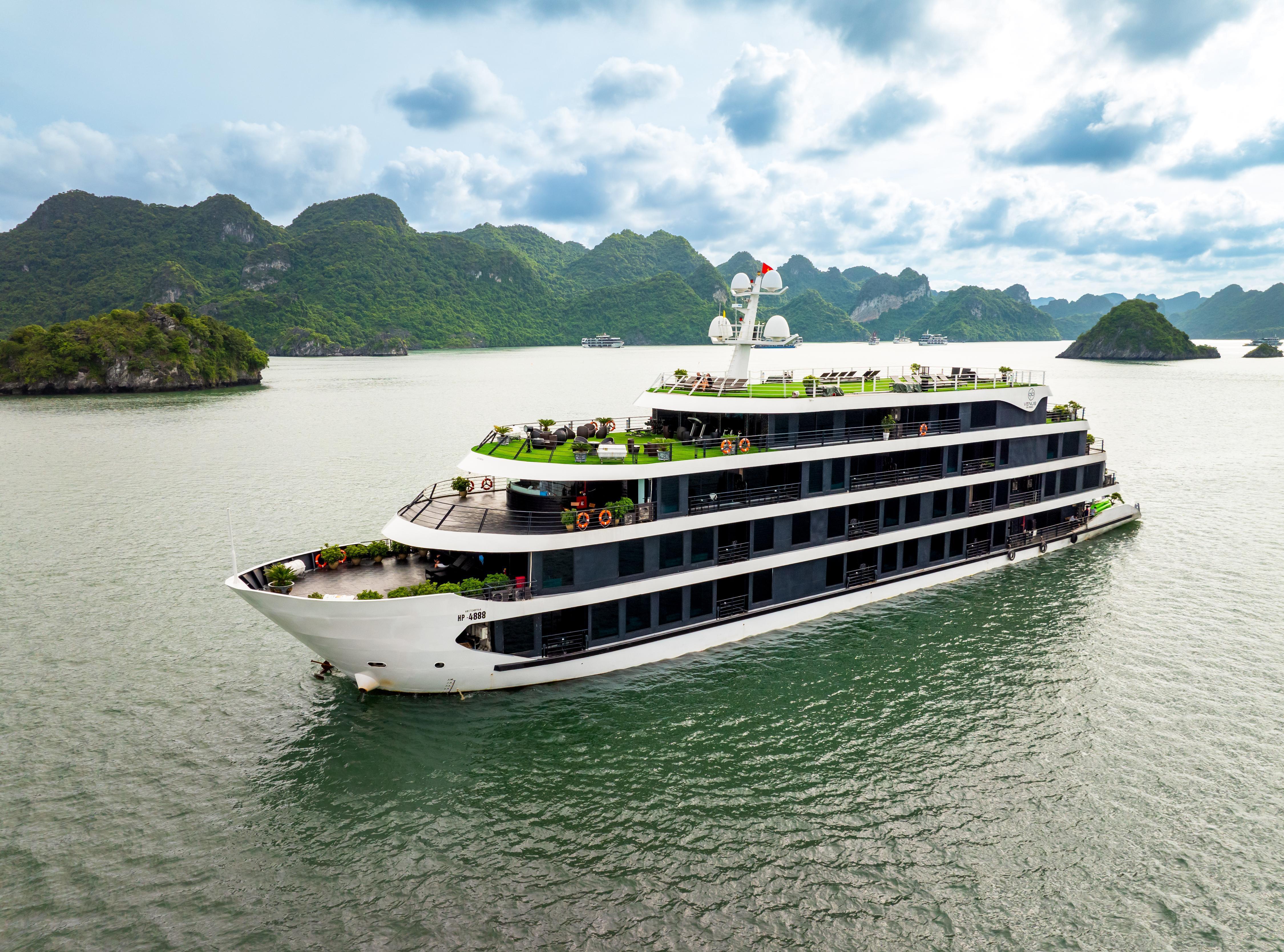 Venus Cruises Halong Bay by Venus Group - Tap to explore photos