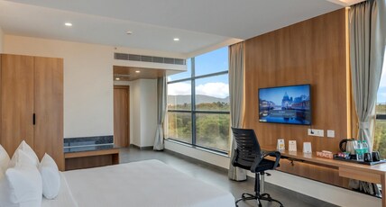 KENILWORTH HOTEL Room Type - Premium Room