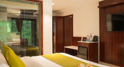 Alt life Luxe | Himalayan Crown - Upper Bhagsu (Mcleodganj) Room Type - King Room with Balcony and Mountain View
