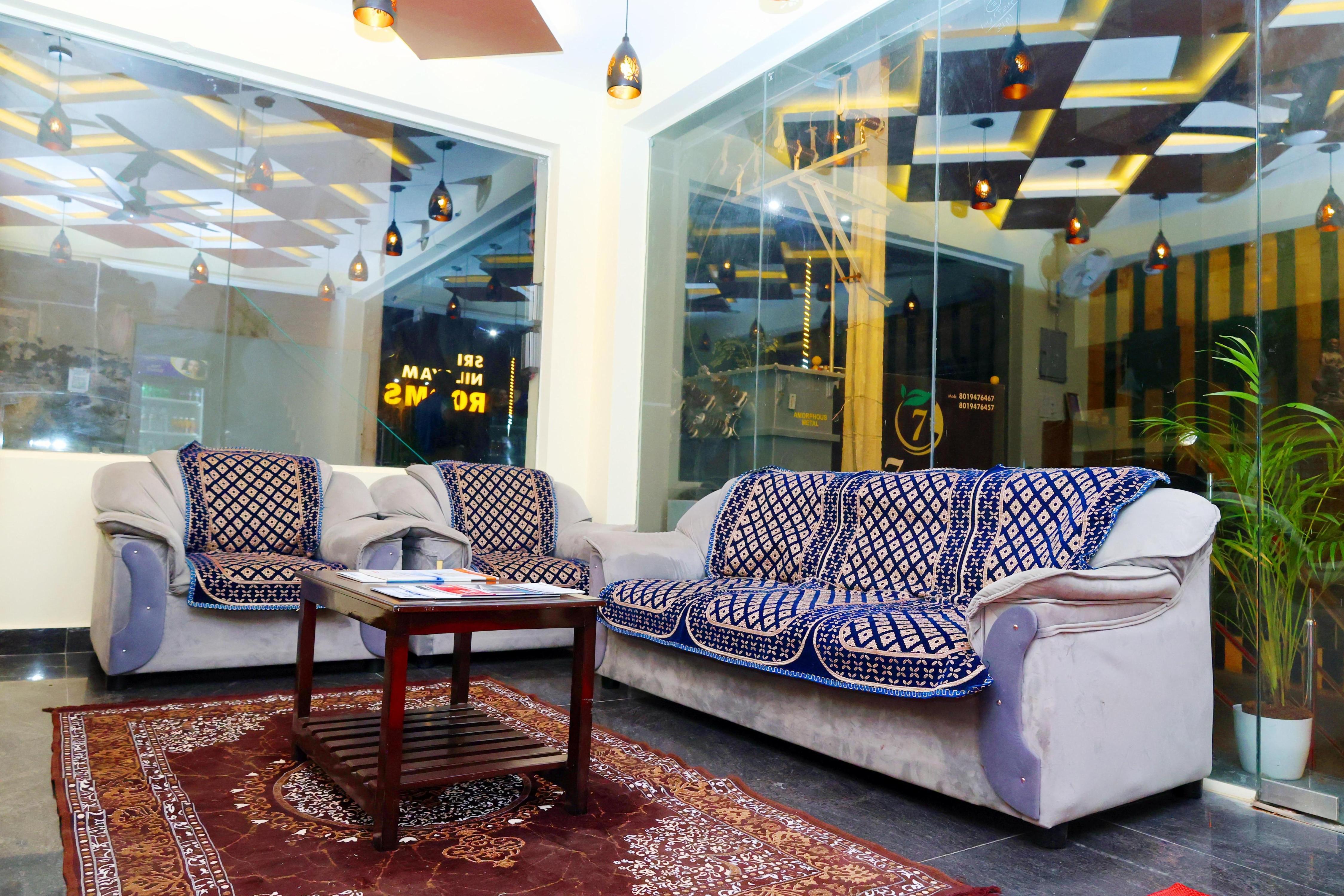 Hotel Sri Nilayam Inn - Tap to explore photos