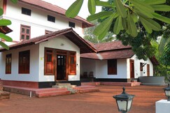 Vilayara Tharavad: A 1950s Restored Farm Retreat
