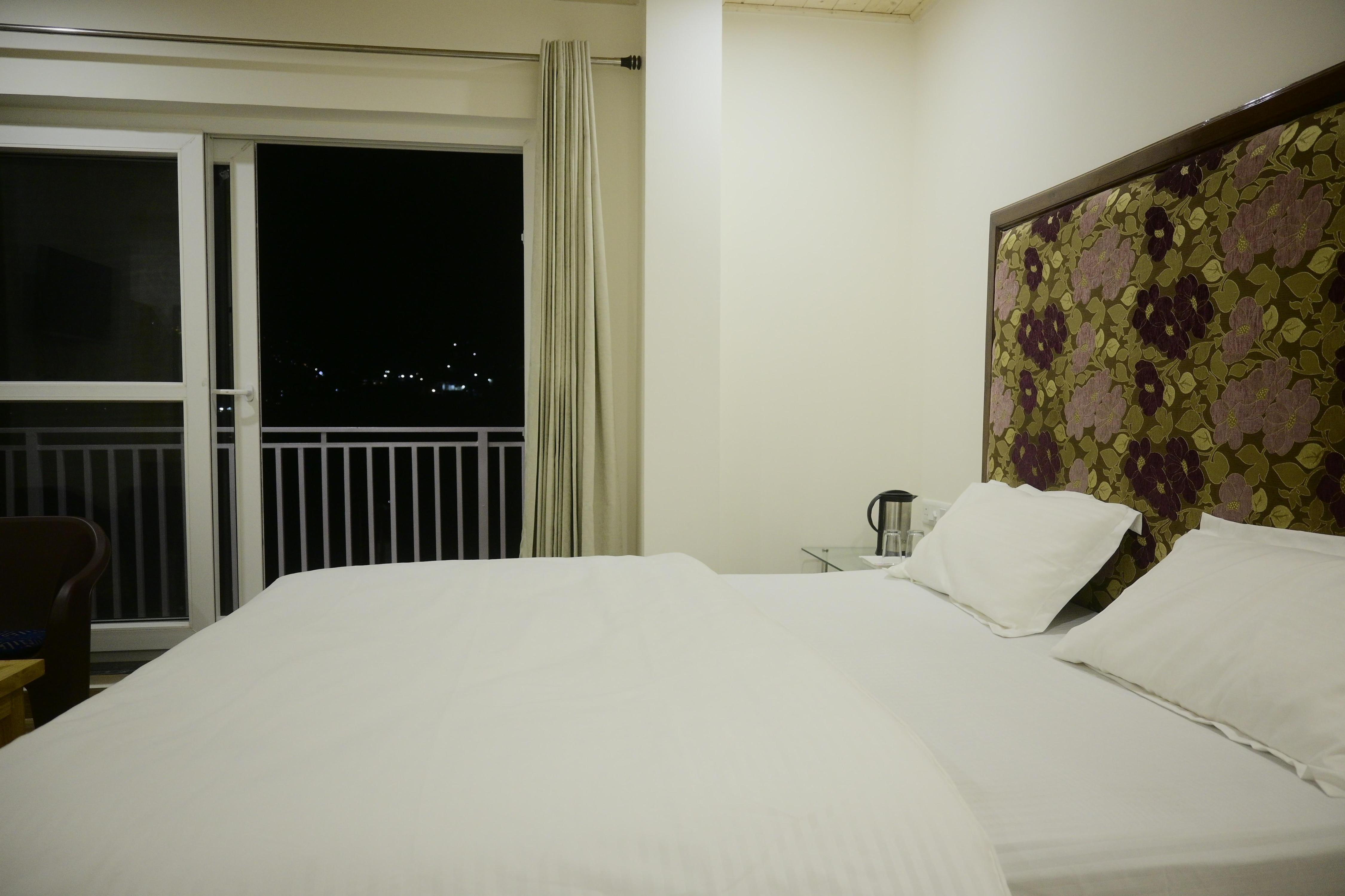 Saadhan Homestay Room Type - Deluxe Mountain View