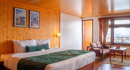Summit Norbughang - The Signature Collection Room Type - Premium Kanchenjunga View Room with Balcony Summit Norbughang - The Signature Collection Room Type - Premium Kanchenjunga View Room with Balcony