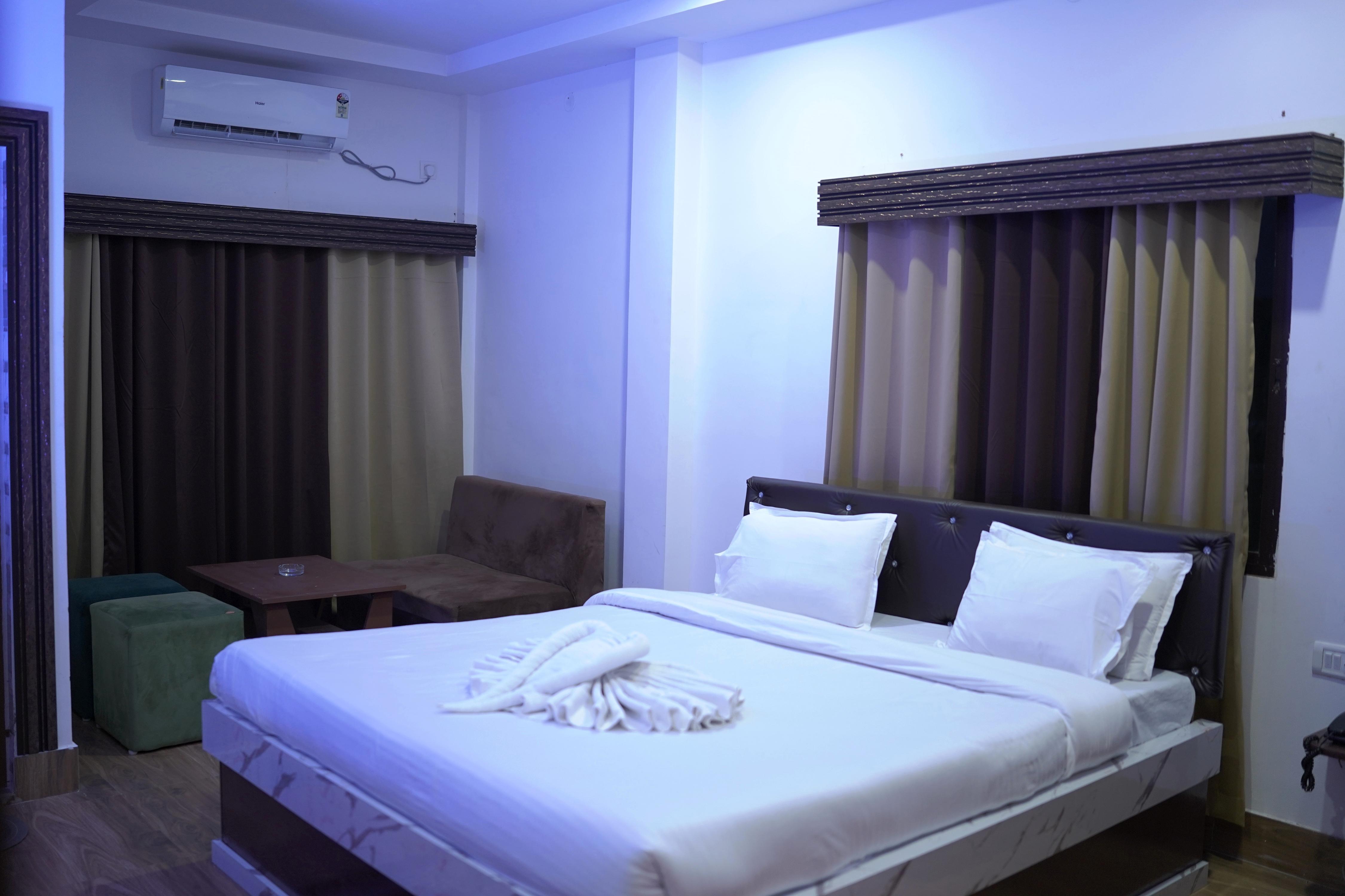 GANGOTRI RESORT Room Type - Premium Executive