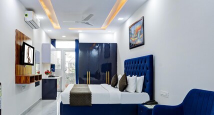 Limewood Stay Sector 29 Room Type - Executive Room With Balcony