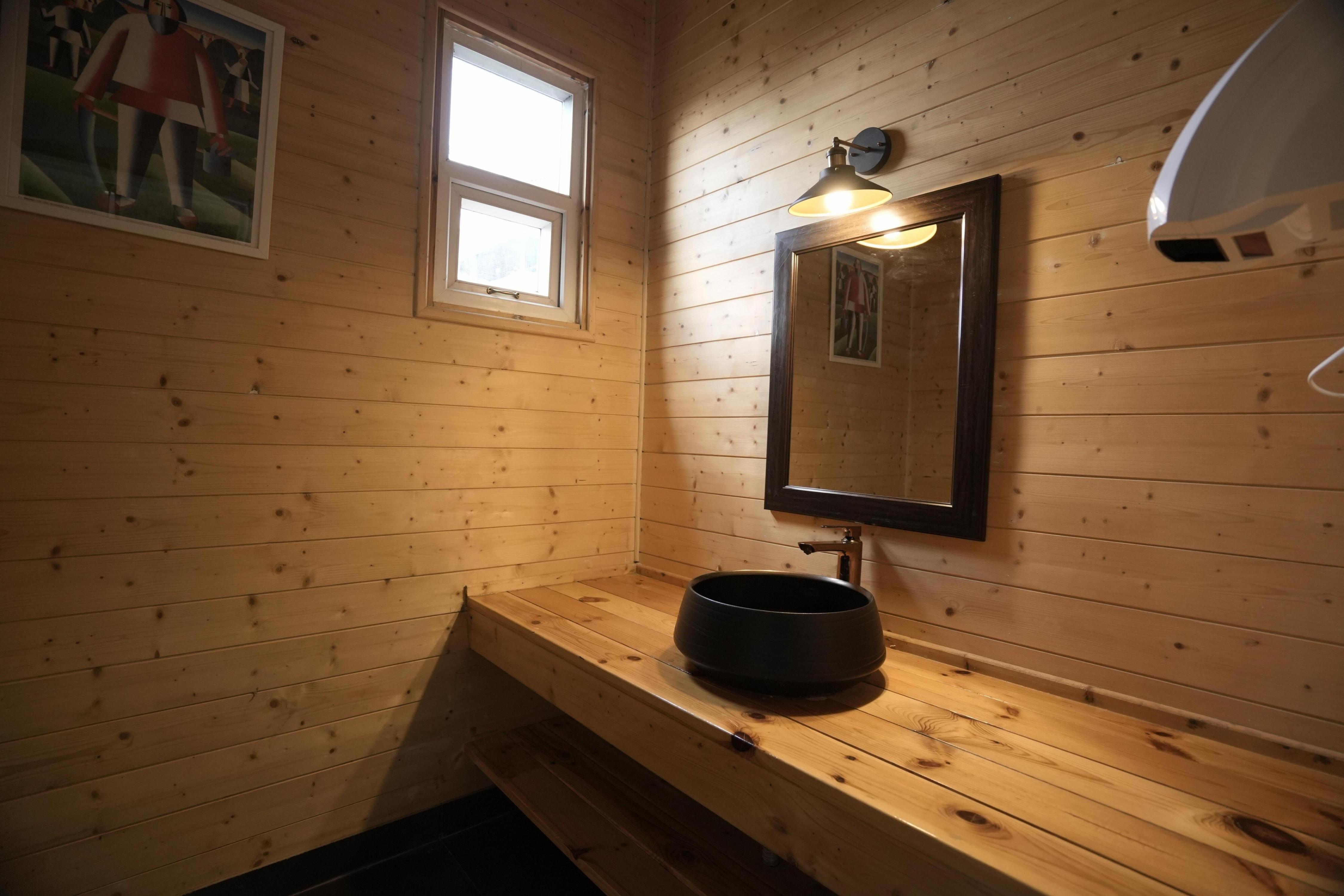 Cabin in The Woods, Best Stay In Mukteshwar - Tap to explore photos