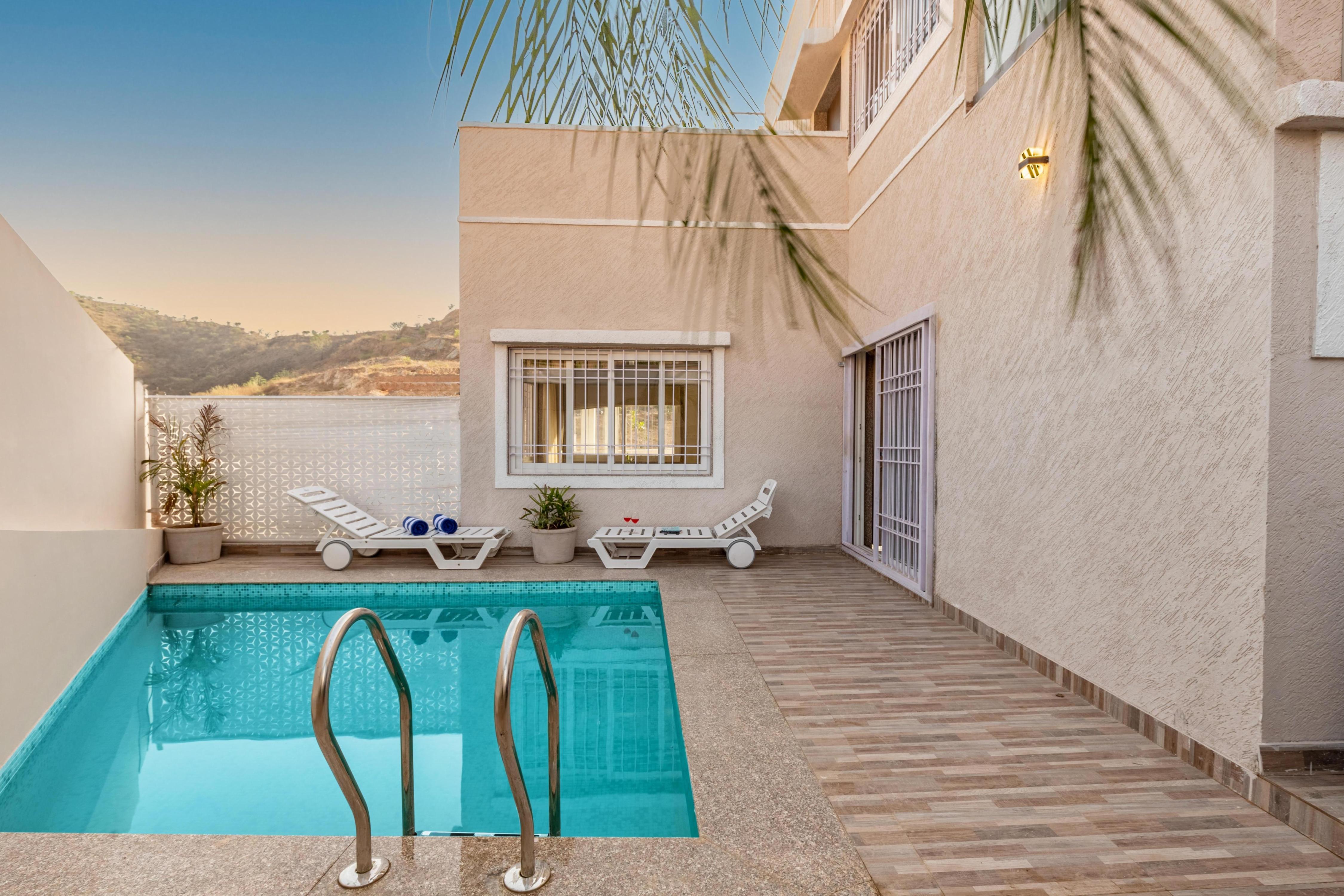 ELIVAAS Signature Luxe 3 BHK with Pvt Pool | Shourya Zenna - Tap to explore photos