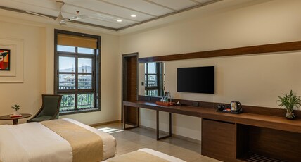 Perfectstayz Premium Udaipur by the Lake Room Type - Family suite room