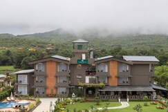 Stone Wood Hotel Amboli