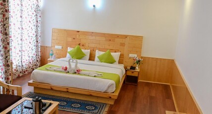 Hotel Mountain Paradise Room Type - Deluxe Room With Balcony Hotel Mountain Paradise Room Type - Deluxe Room With Balcony