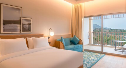 Radisson Resort Hatgad Saputara Room Type - Executive Suite