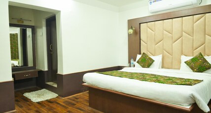 The White Luxury Room Type - Deluxe room