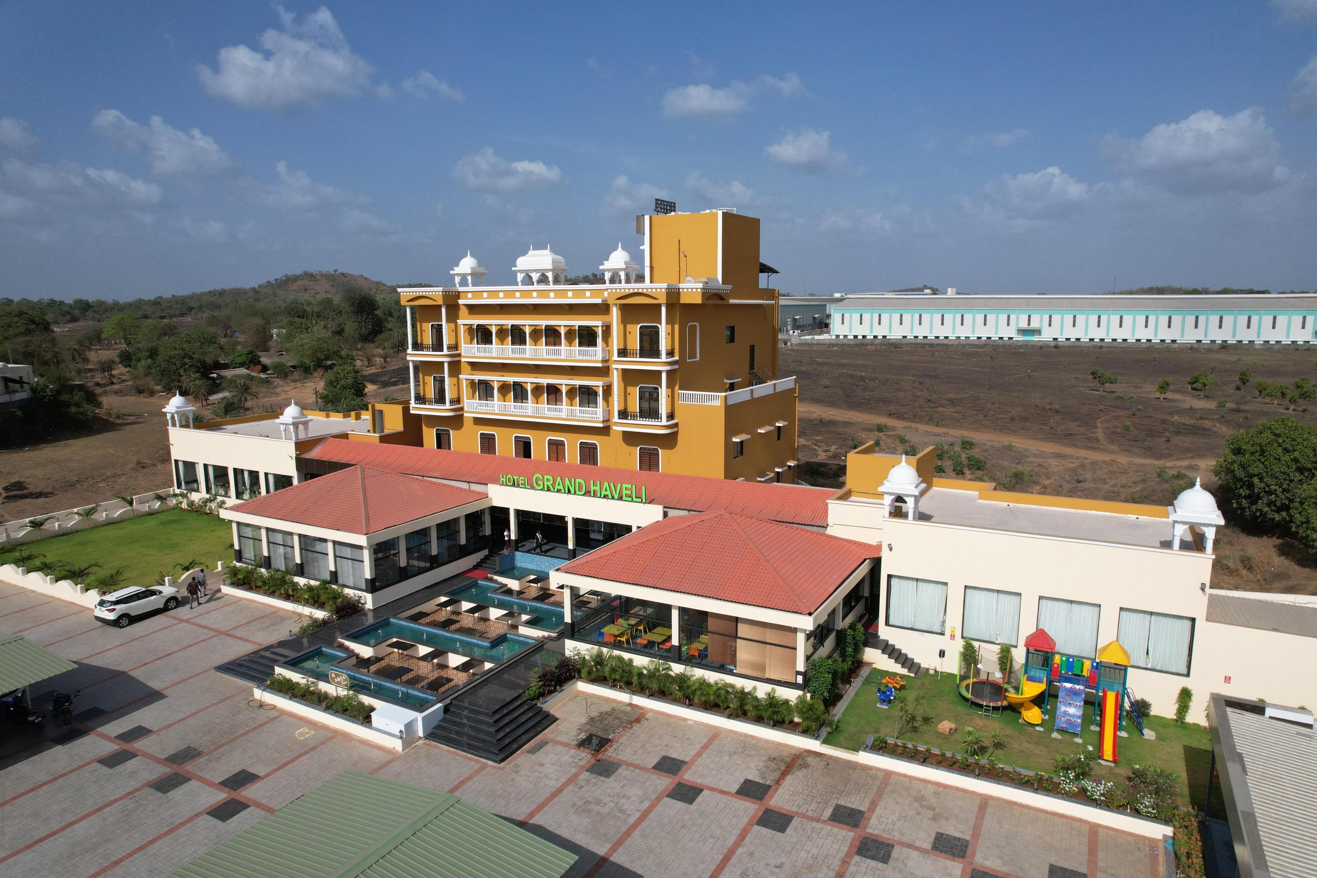 Hotel Grand Haveli