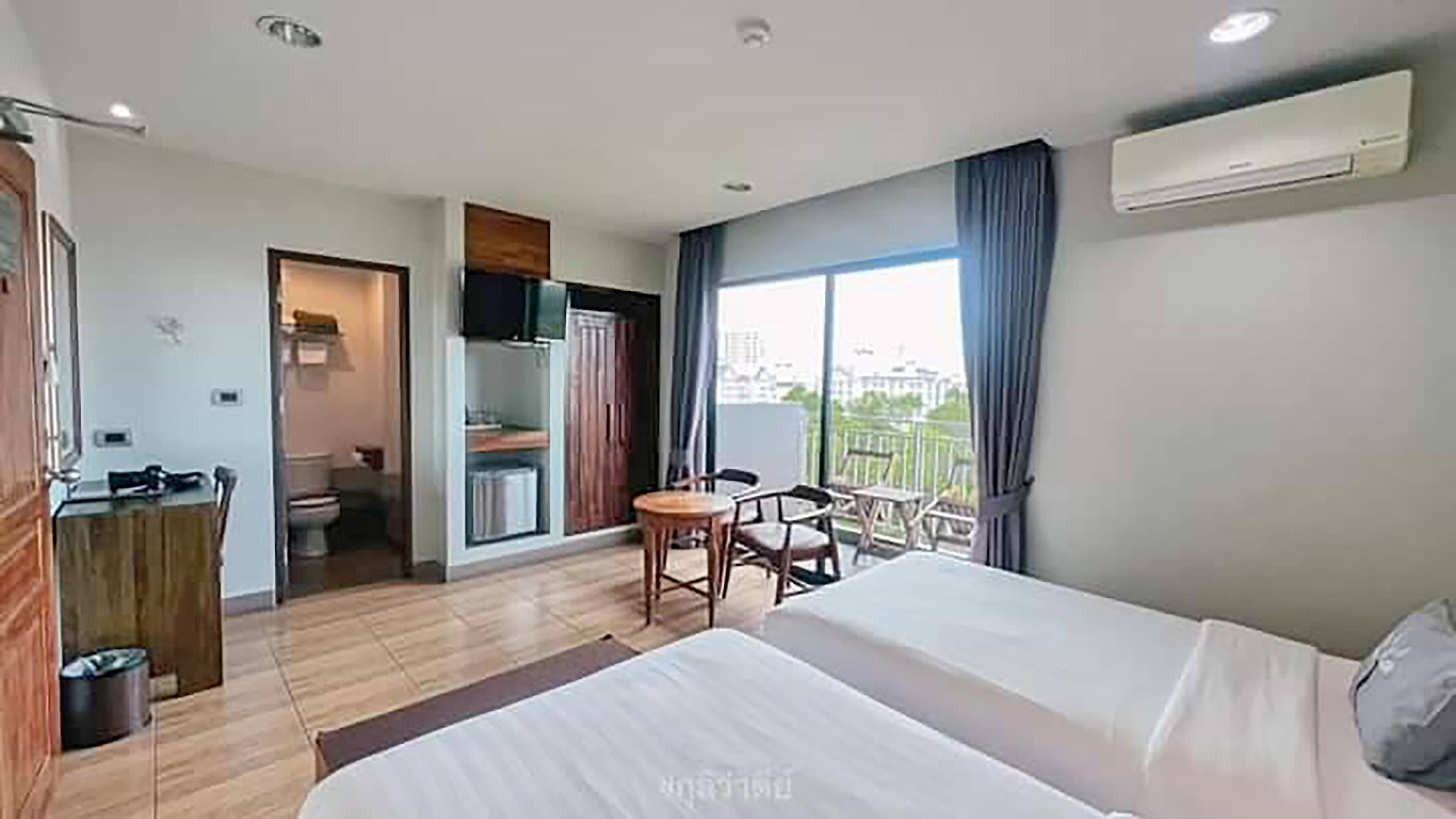 Olive Tree Hotel Pattaya - Tap to explore photos