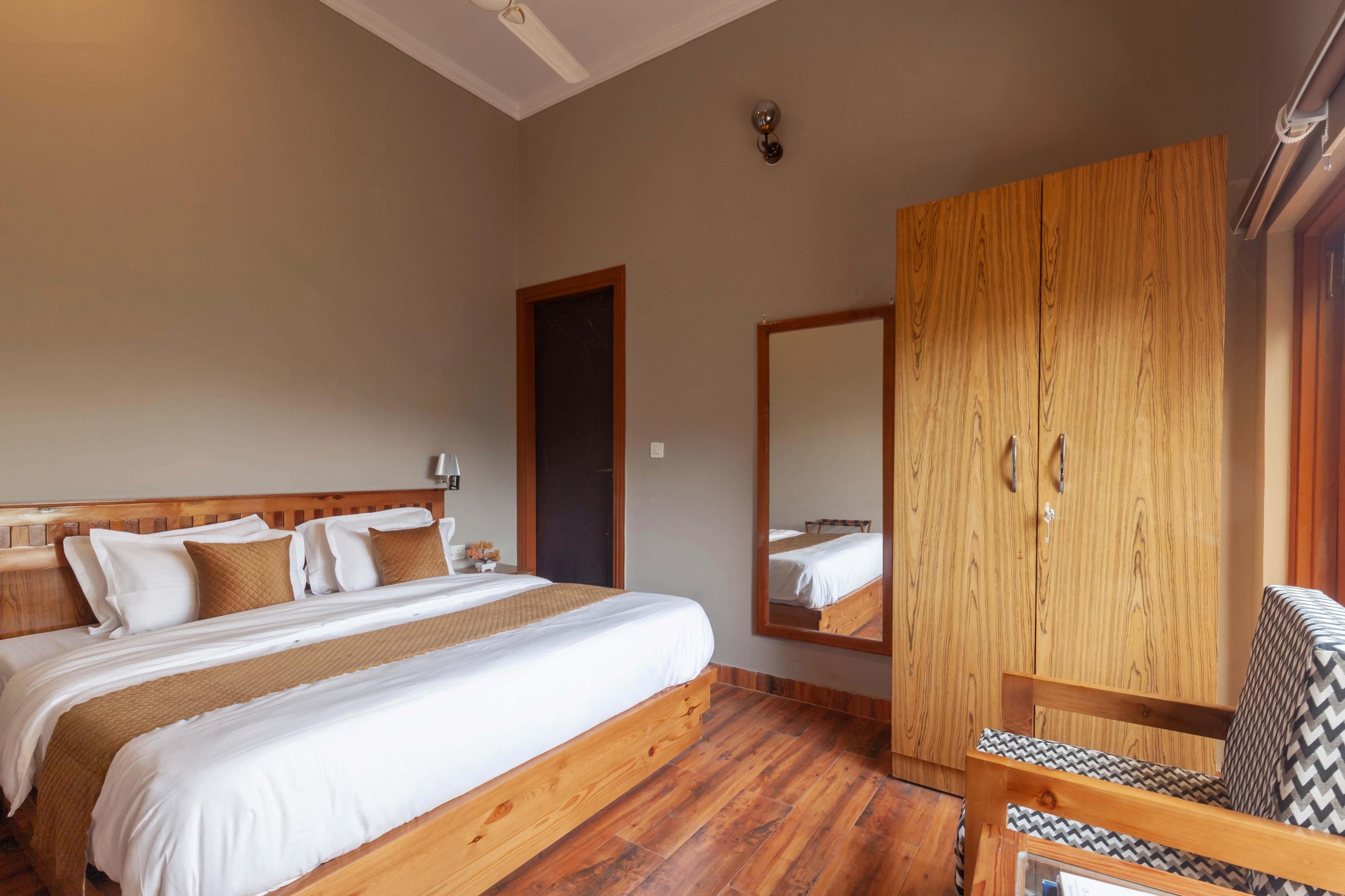 Alaya Stays Spacious Room with Scenic view | Amara Aether