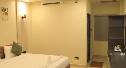 Kansone Hotel And Banquets Room Type - King Room