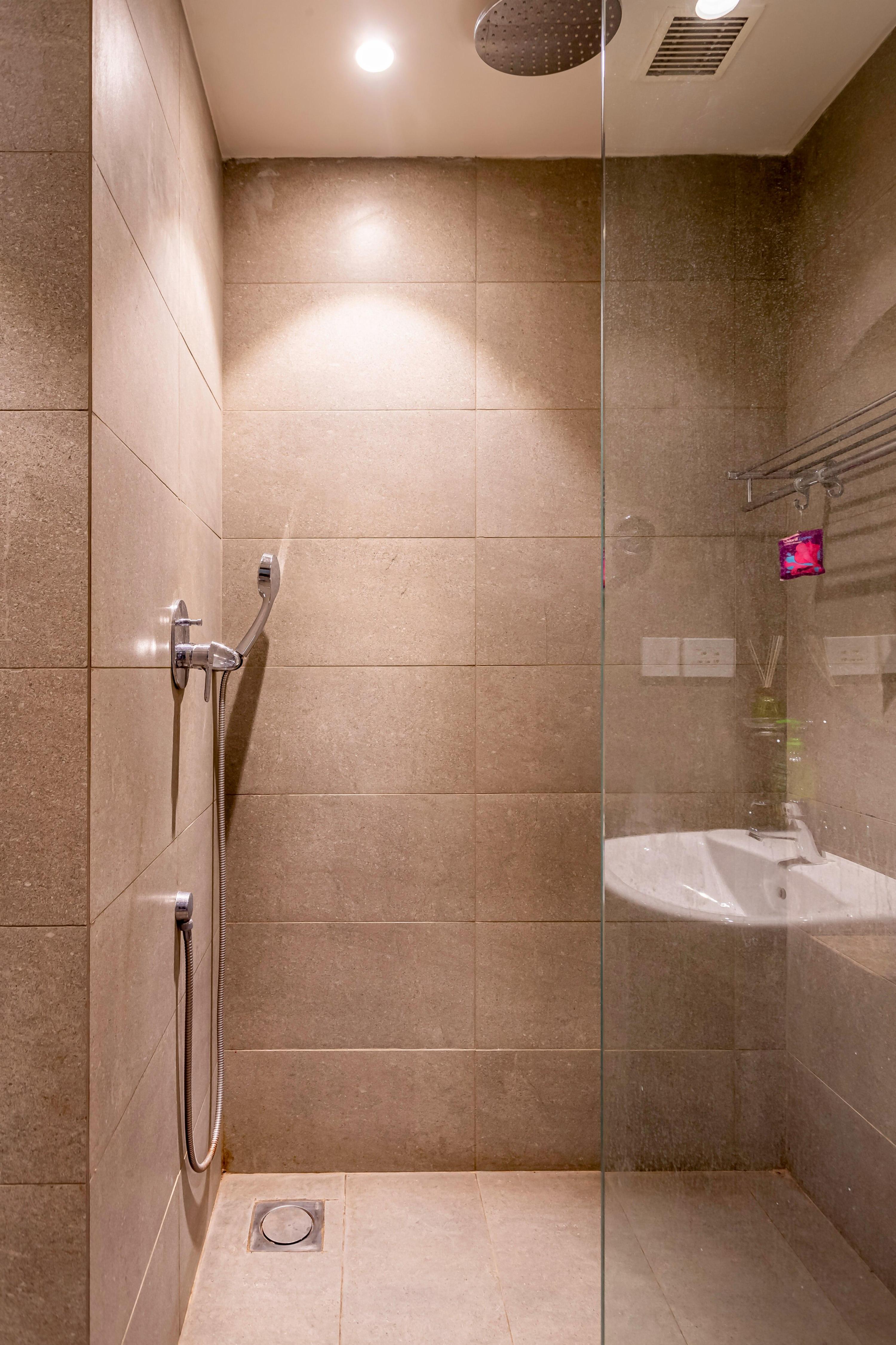 IOI Metropolitan Suites - Tap to explore photos