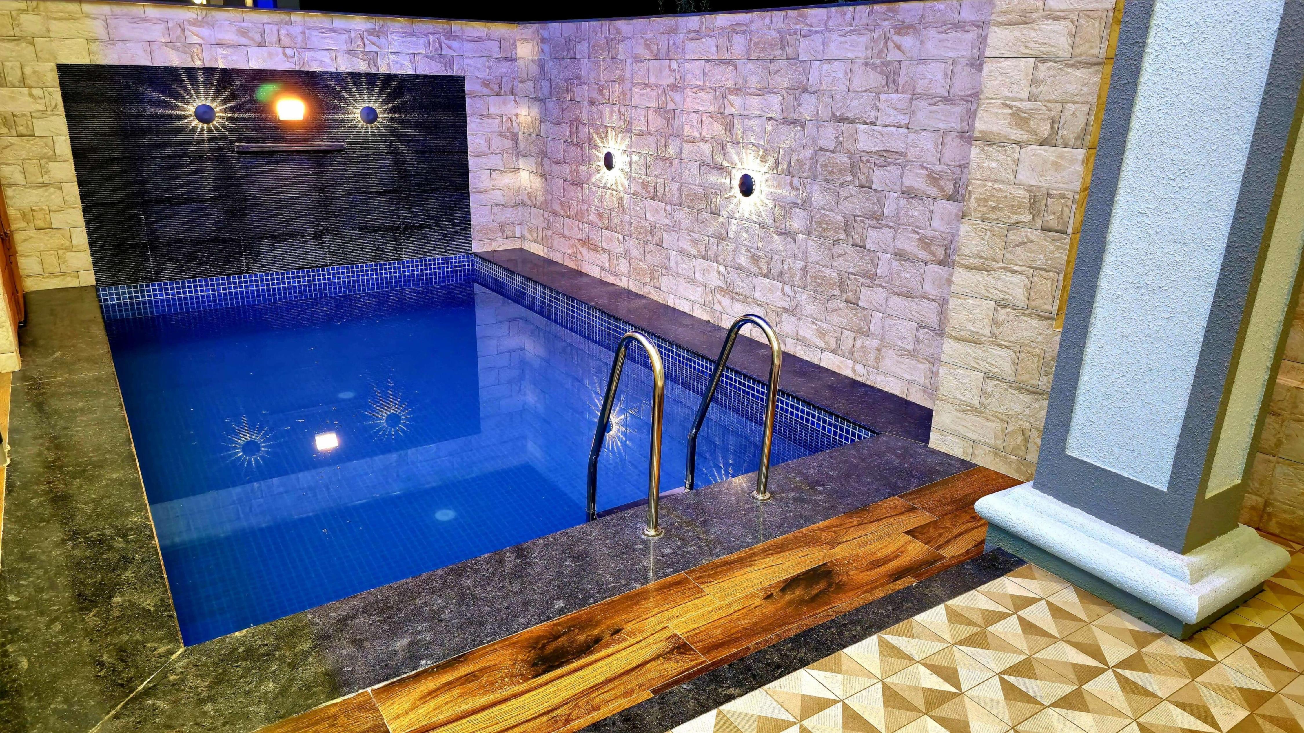 Toll Gate Villa's 3BHK - Tap to explore photos