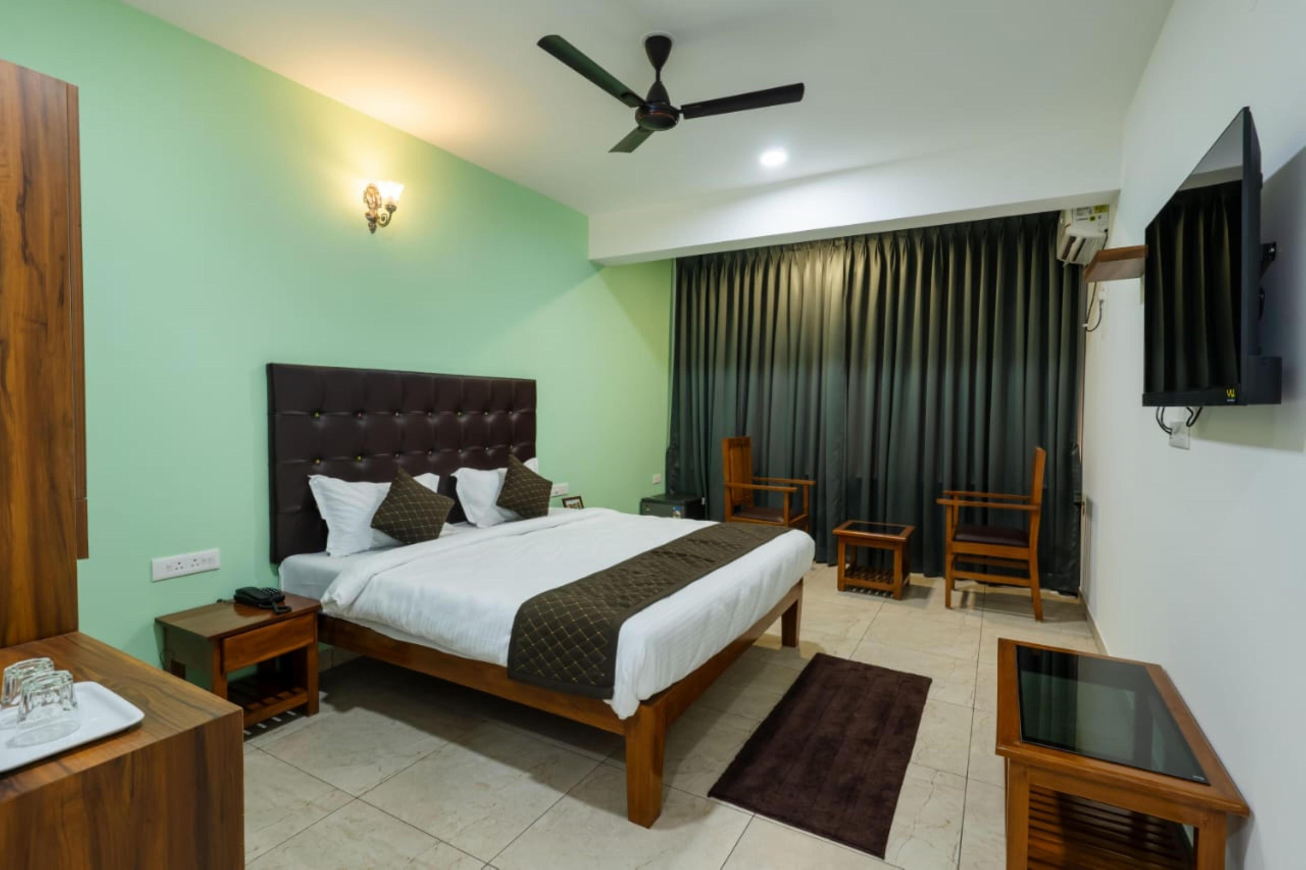 SAVEE'S LAKESIDE GOA Room Type - Standard Room
