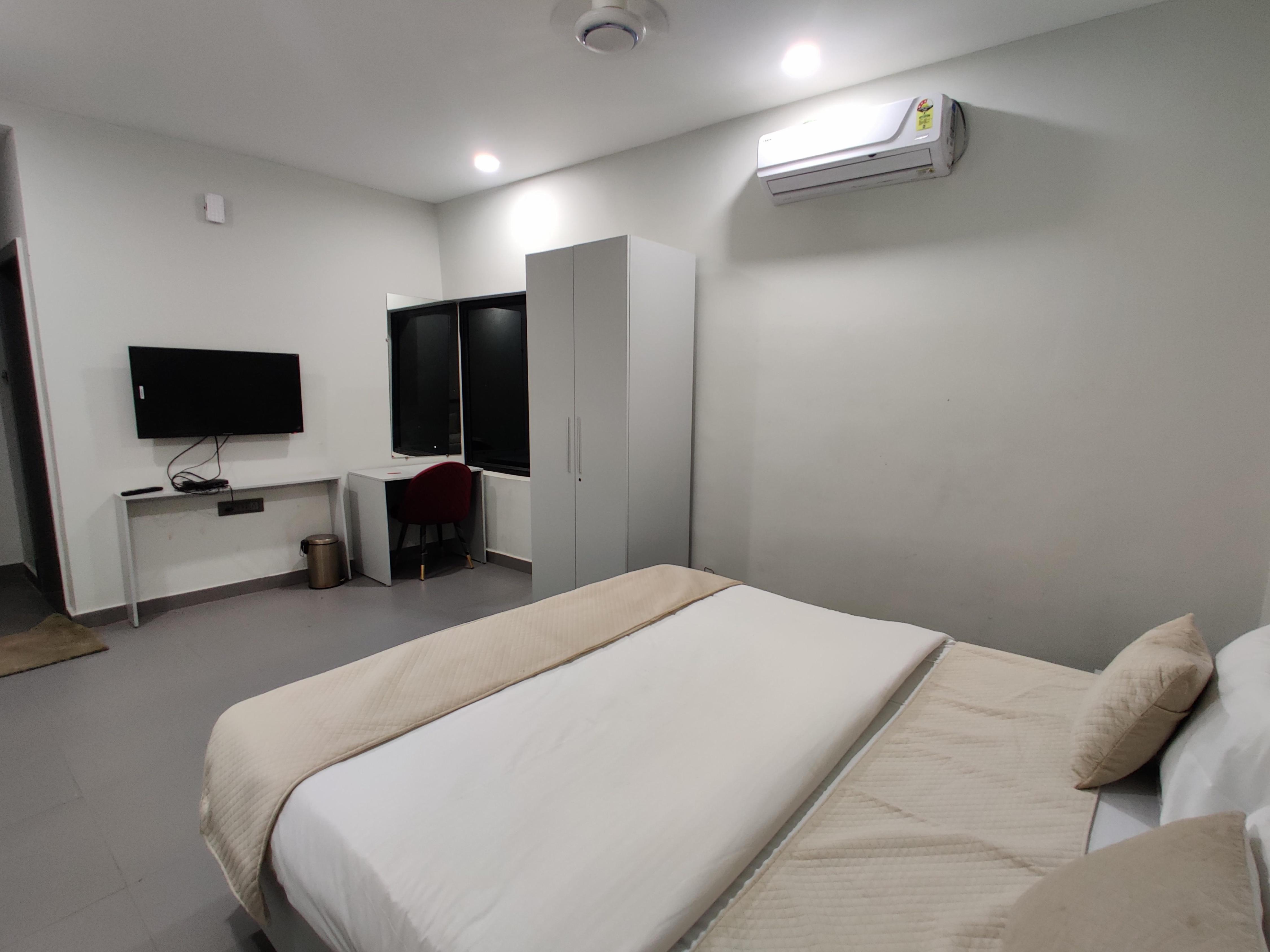 HOTEL GRAND ARJUN - Tap to explore photos