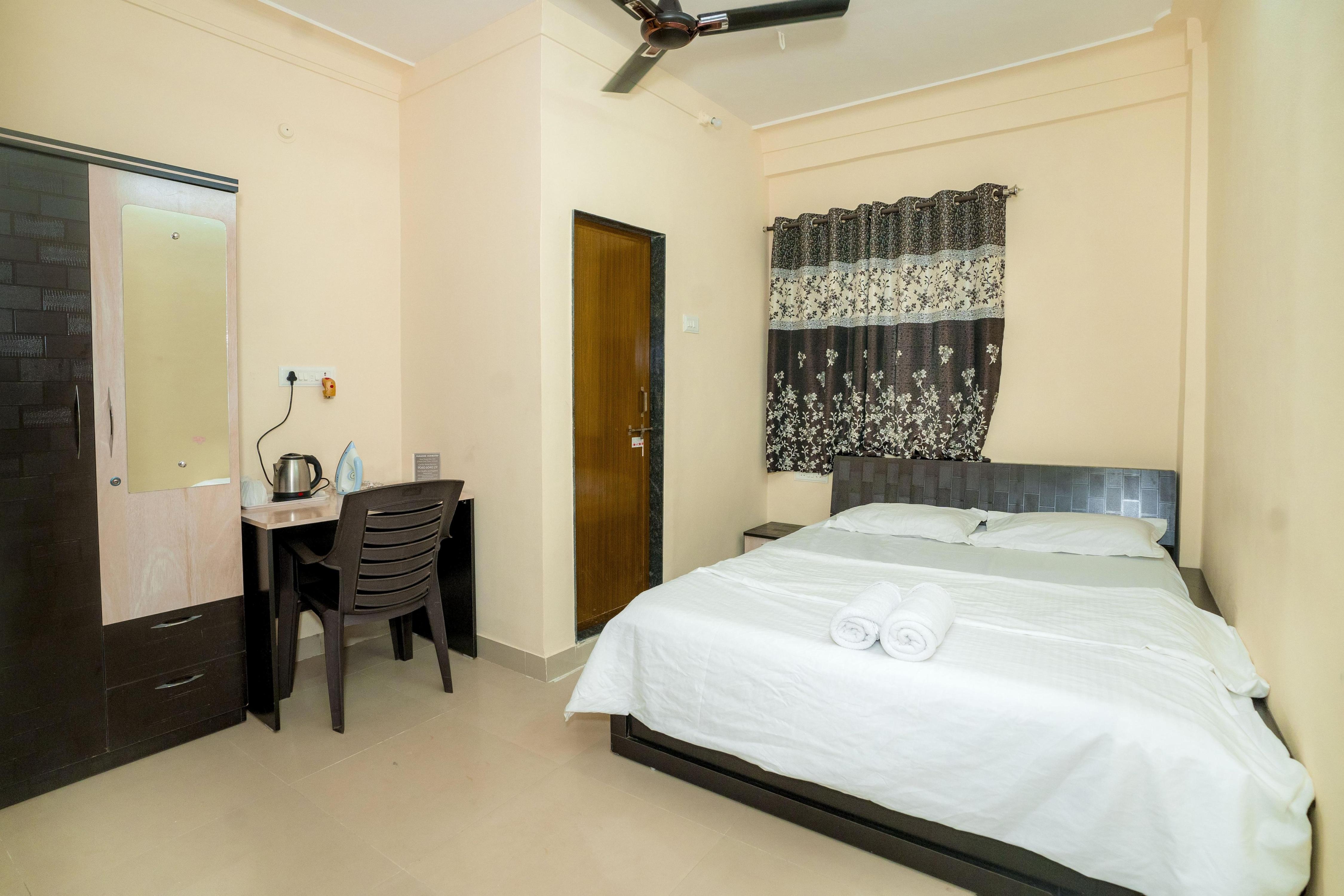 Paradise Homestay - Lodging and Boarding Room Type - Classic Room (Non AC, Room Upgrade to AC Available)