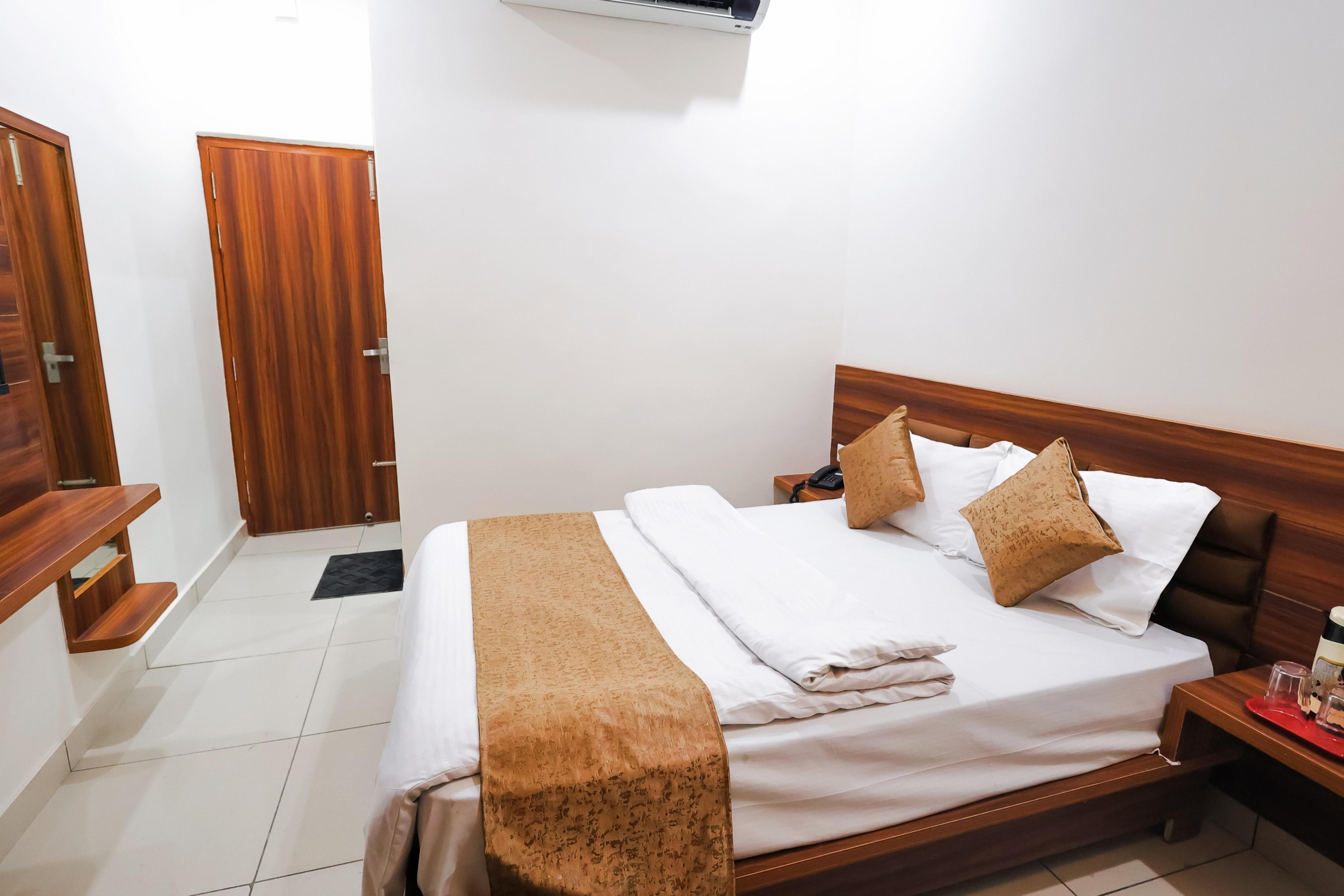 Sunrise Hotel Room Type - Deluxe Room