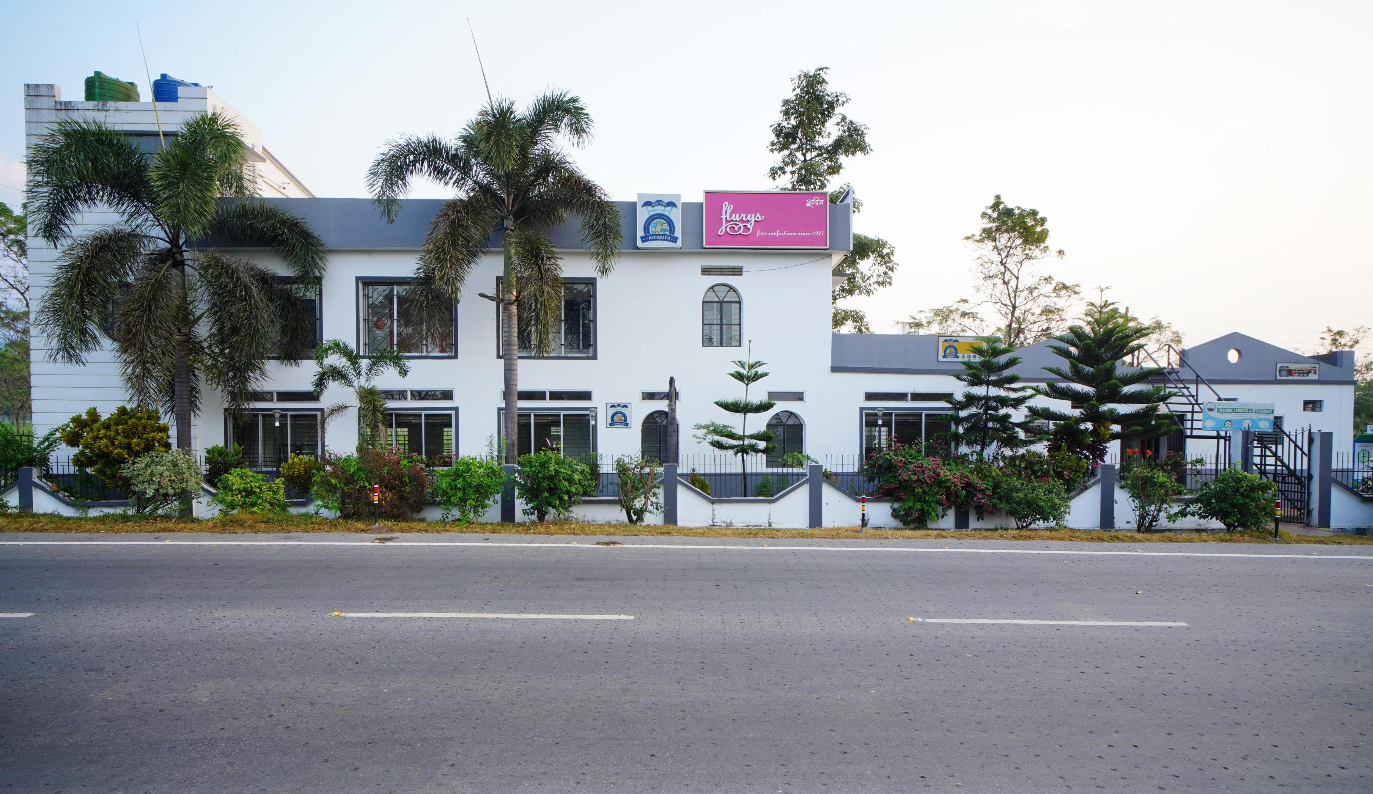 Stop By Zone, Simulbari