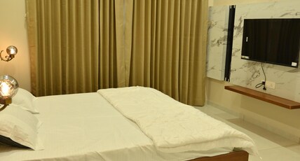 Hotel Yashraj Executive Room Type - Executive Room Ac