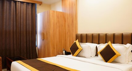 Hotel Marutinandan Grand Room Type - Deluxe Room
