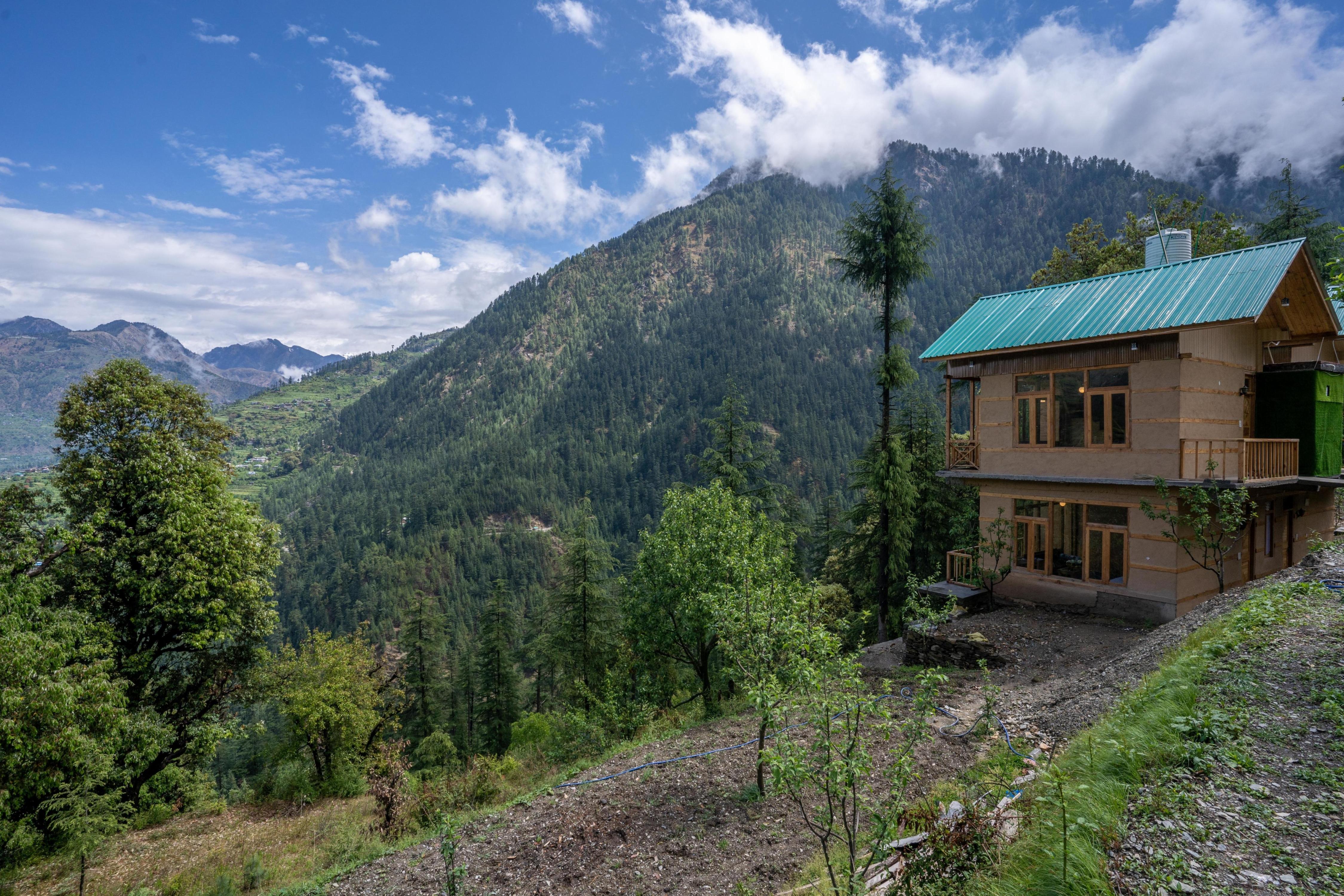 Spacious Duplex Cottage | Offbeat | Jibhi Room Type - Spacious Duplex Cottage | Offbeat | Jibhi