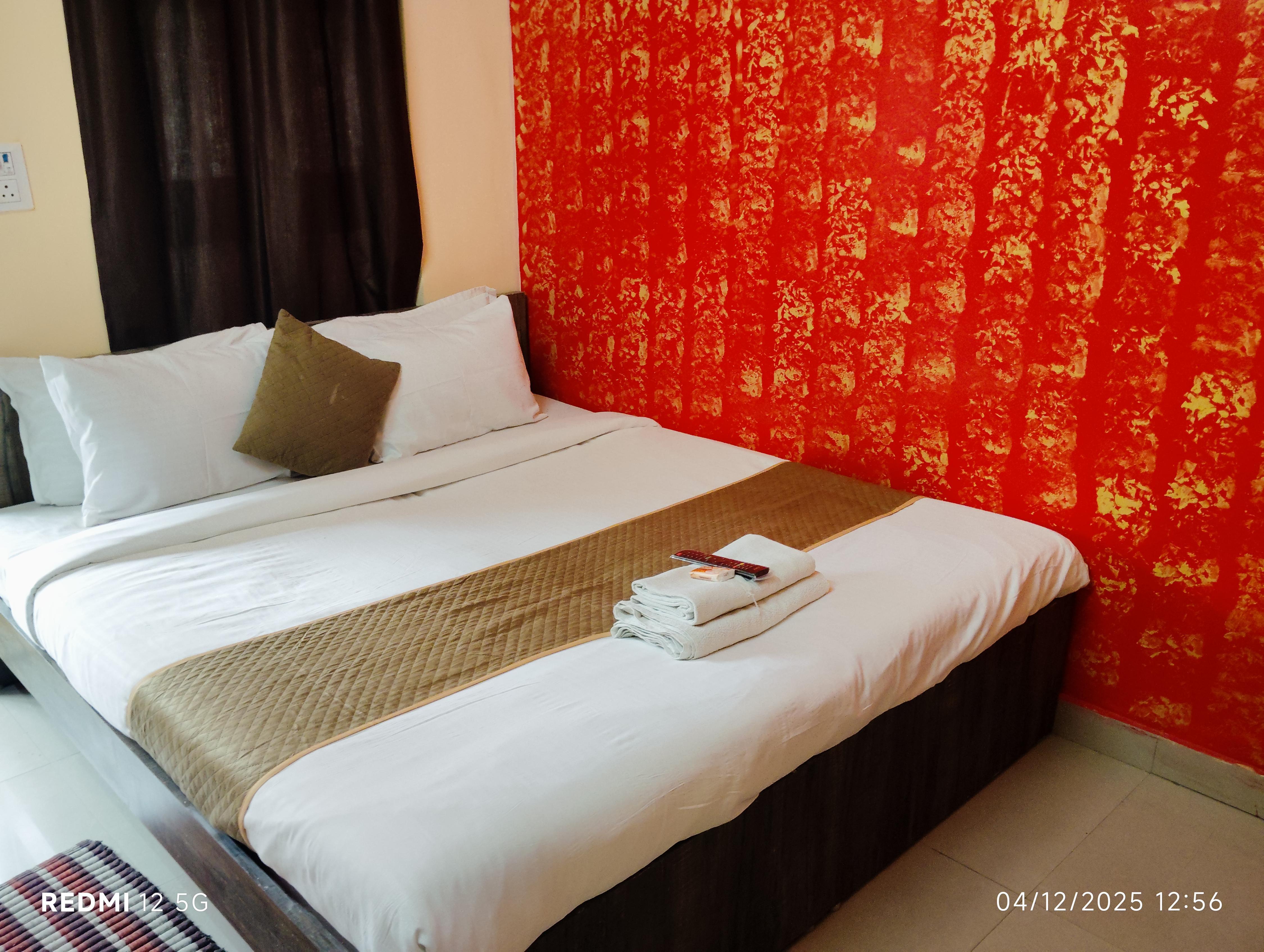 Rathore inn Howrah Railway Station - Tap to explore photos