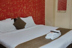 Rathore inn Howrah Railway Station