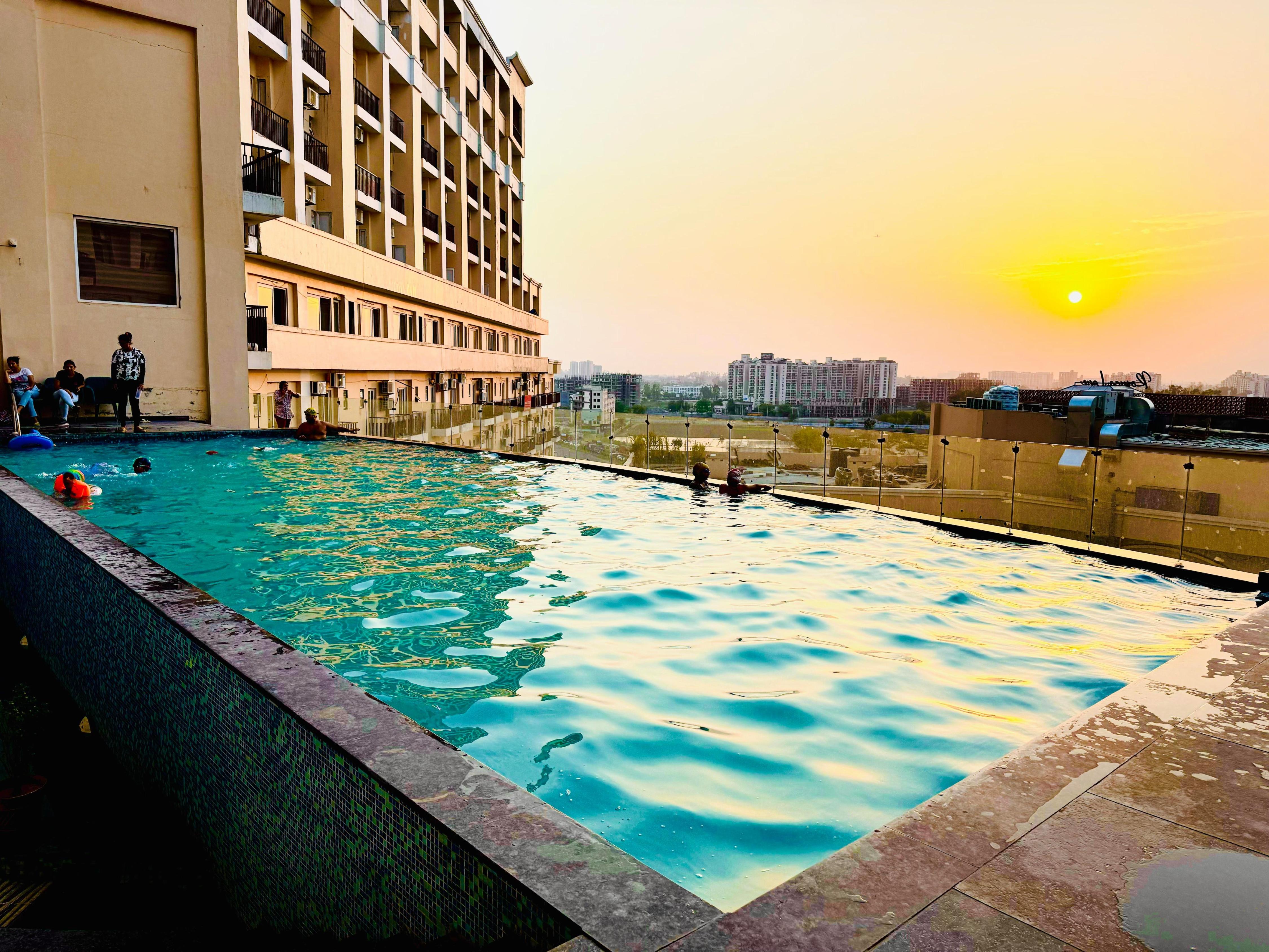 Amiri adobe, fully equipped 1BHK - Tap to explore photos