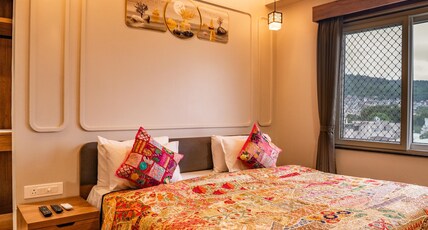 Hotel Lake Metro Room Type - Deluxe Room