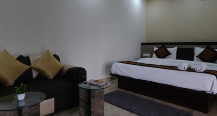 Hotel Anchor Ranchi Room Type - Suite Room Spacious & Comfortable Hotel Anchor Ranchi Room Type - Suite Room Spacious & Comfortable