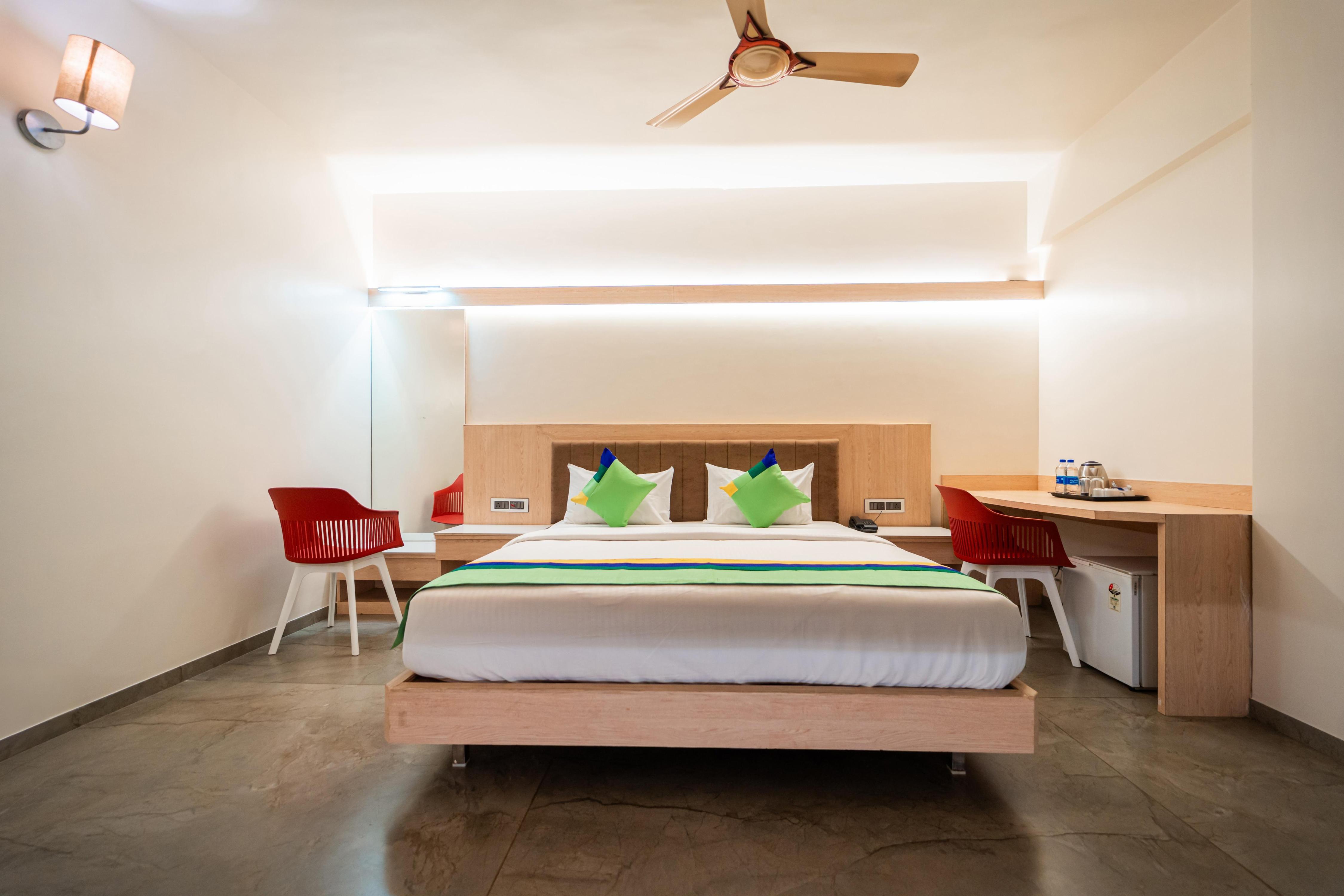 Treebo Sai Rekha Inn Room Type - Spacious Premium Room