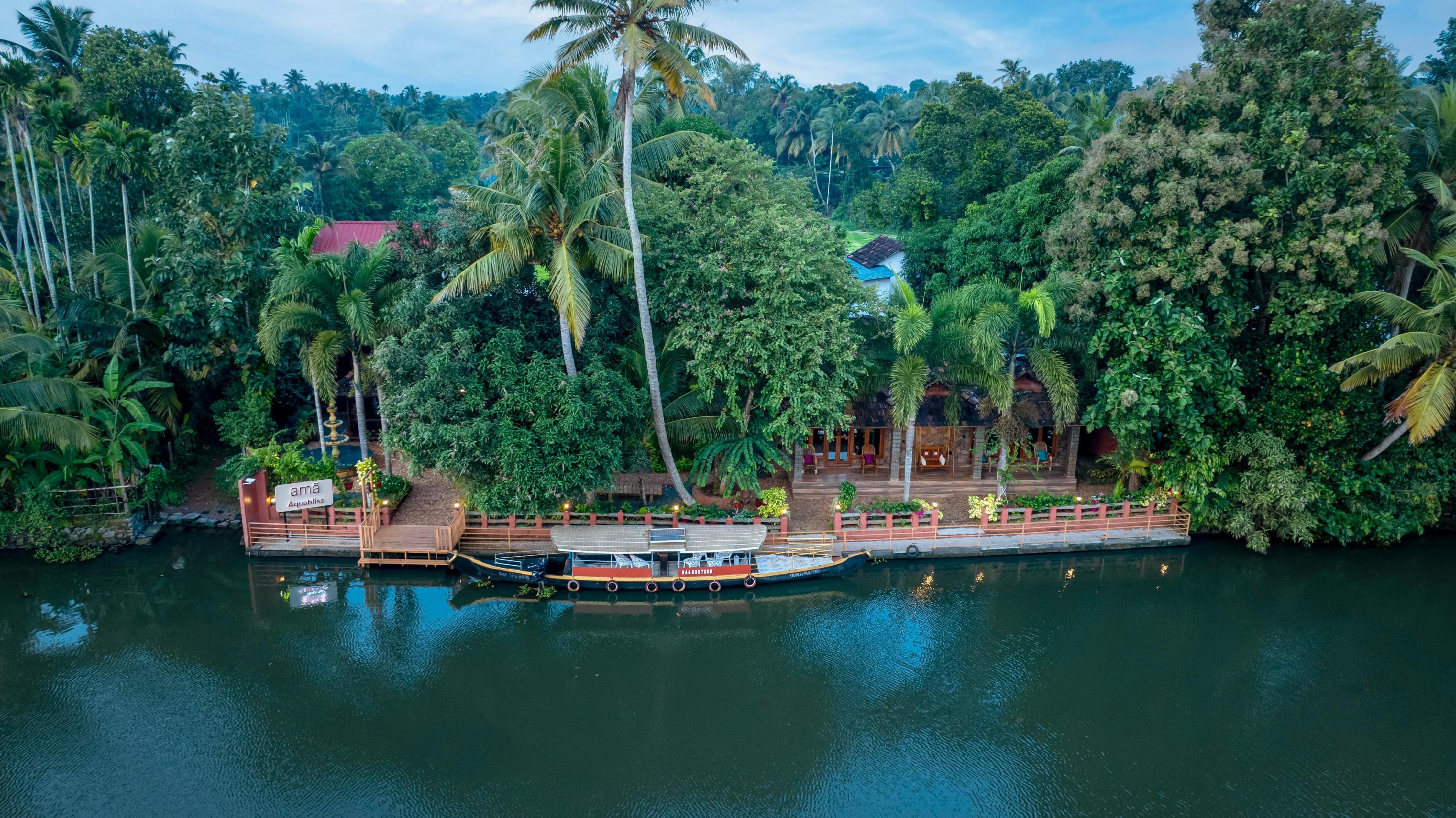 ama Stays and Trails Aquabliss Alleppey