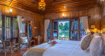 ama Stays and Trails Aquabliss Alleppey Room Type - Aquabliss Pamba 02 bedroom