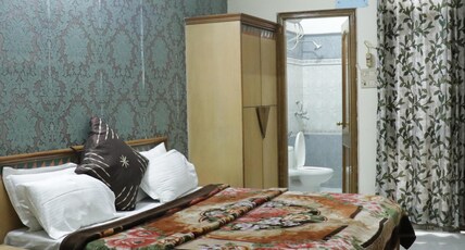 Hotel Royal Palace Jalandhar Room Type - Deluxe Room