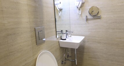 Wabi-Sabi Apartments by Alamiko Room Type - Comfort Studio 404 | Prime Juhu Location |WabiSabi Wabi-Sabi Apartments by Alamiko Room Type - Comfort Studio 404 | Prime Juhu Location |WabiSabi