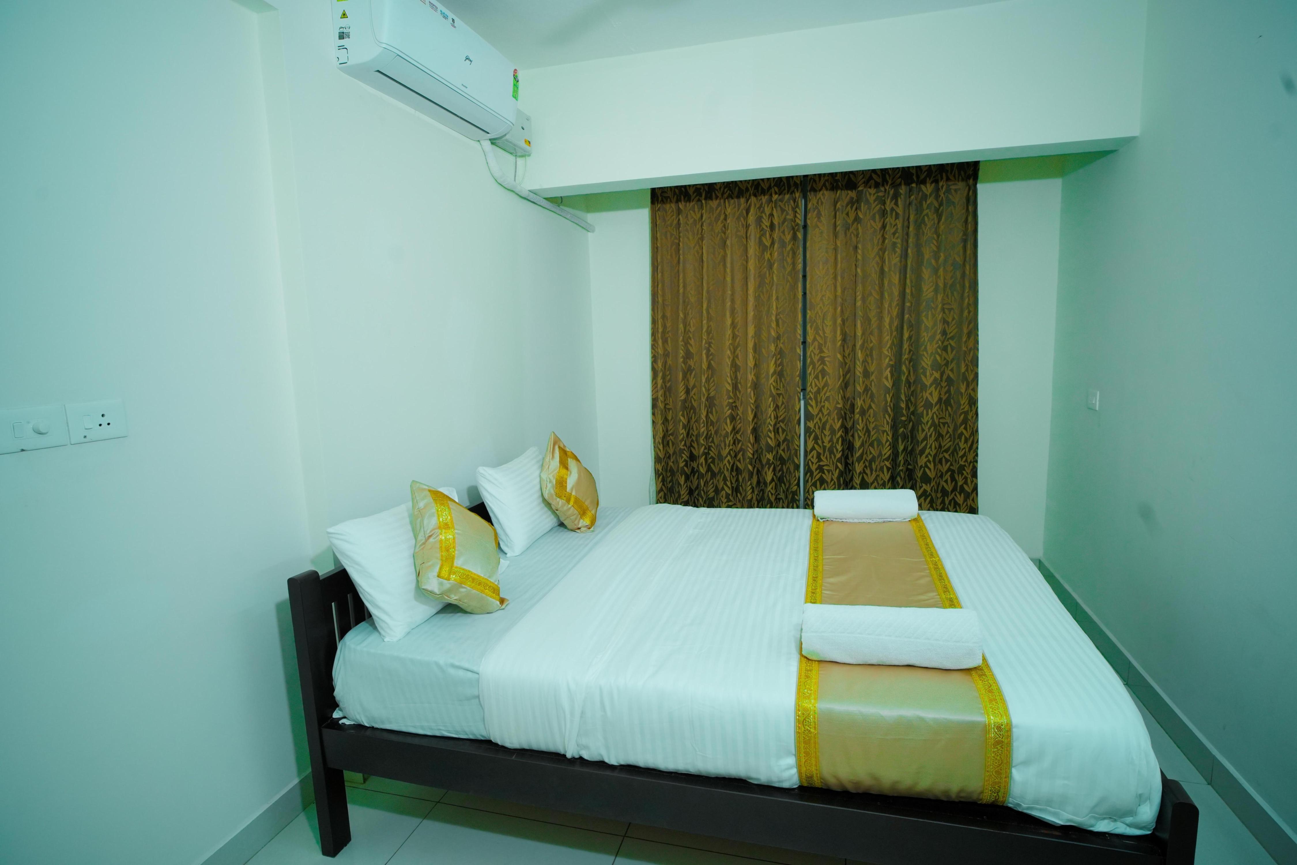 Esha Homestays - Tap to explore photos