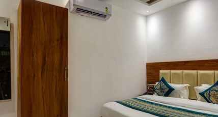 Hotel Bawa Near Nizamuddin Railway Station Room Type - Standard Room ( Fixed Menu for all Meal Plan ) Hotel Bawa Near Nizamuddin Railway Station Room Type - Standard Room ( Fixed Menu for all Meal Plan )