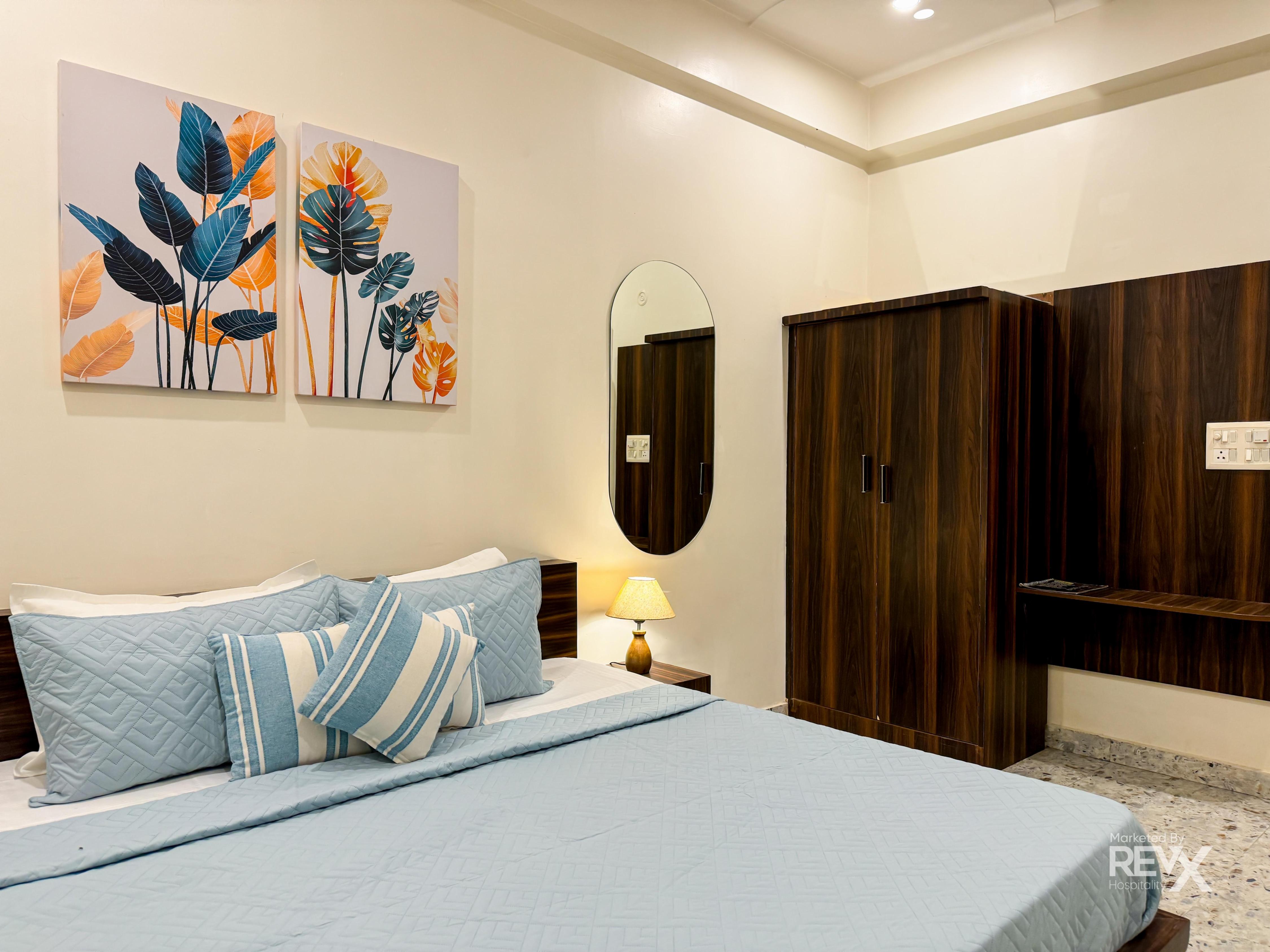 Vrinda Sarovar (800 mtr from Mathura Railway Station)