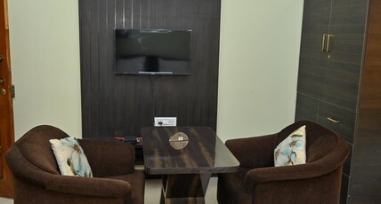 NAVARATHNA INTERNATIONAL RESORT Room Type - STANDARD N0N AC