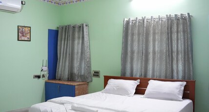 THE HR STAY INN Room Type - SUPER DELUXE AC ROOM WITH BALCONY