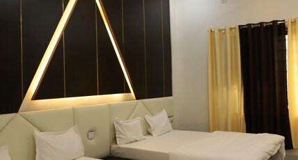 Hotel Shankara Hills Room Type - FOUR BED MASTER NON-AC