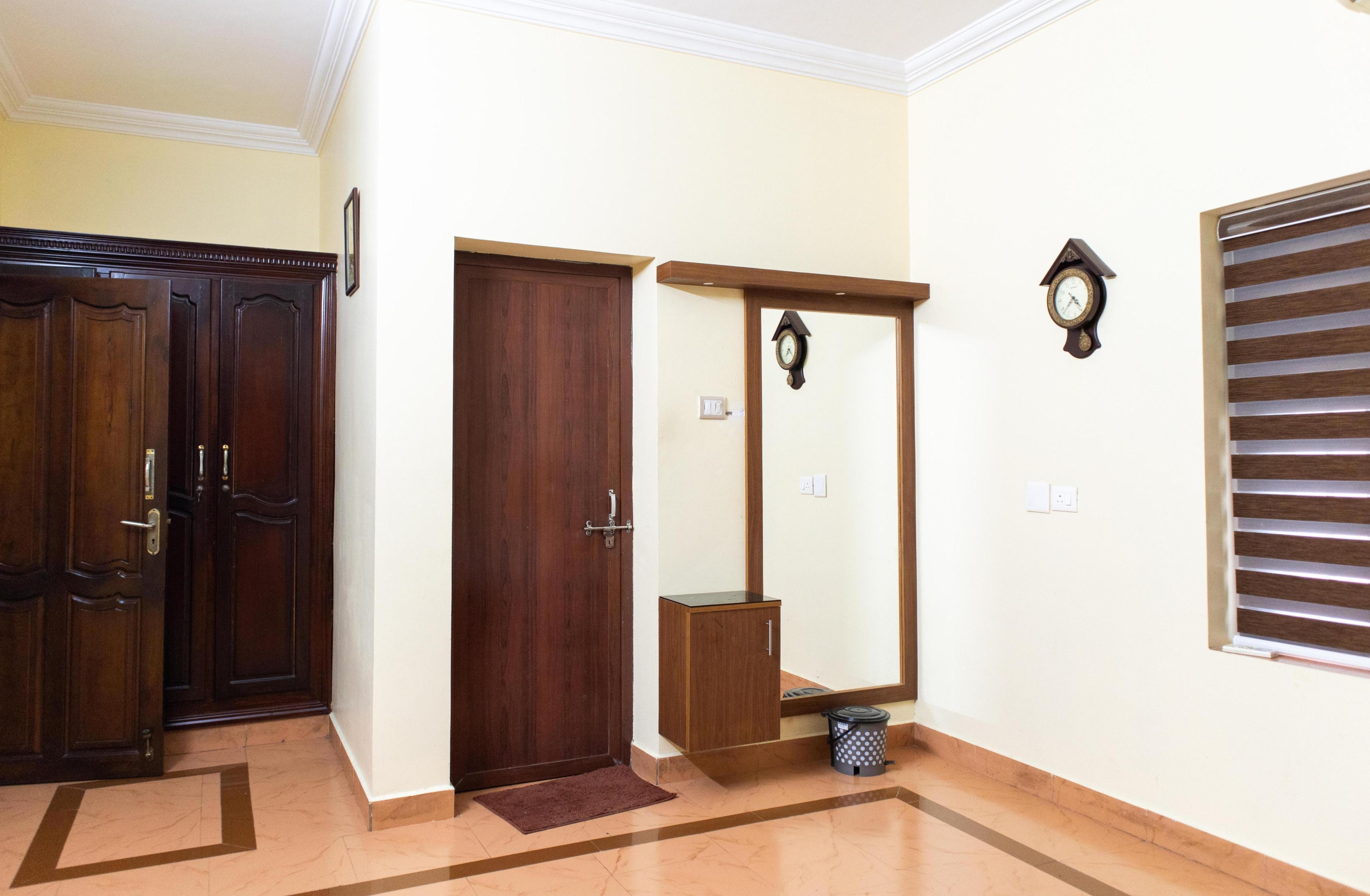 Jaalakam 4 BHK by Alchemy Homes - Tap to explore photos
