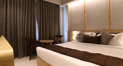 NORTHIN Corporate Hotel Kolkata Airport Room Type - PREMIUM KING NORTHIN Corporate Hotel Kolkata Airport Room Type - PREMIUM KING