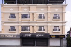 Pravasa Stay Near Luv Kush Square